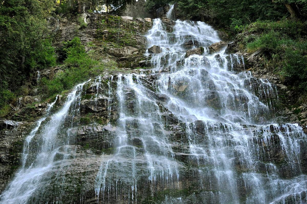 Bridal Veil Falls in British Columbia
