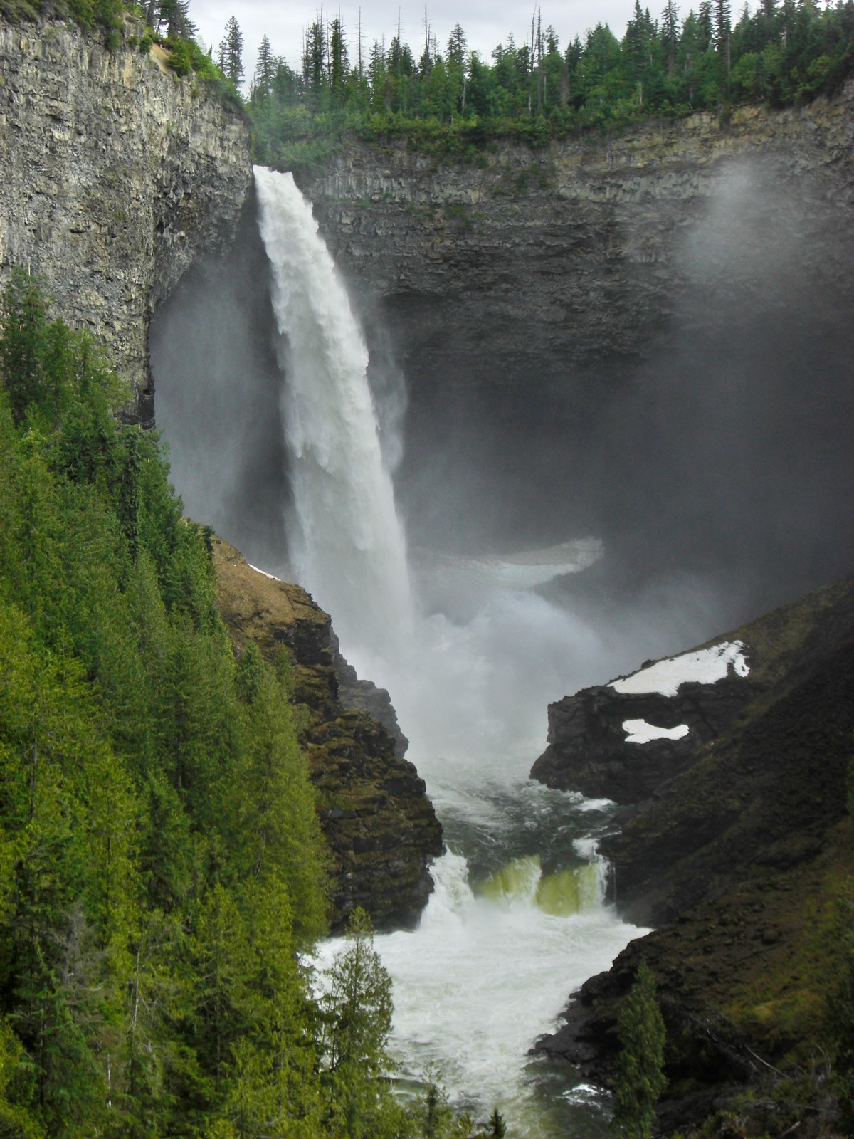 Helmcken Falls